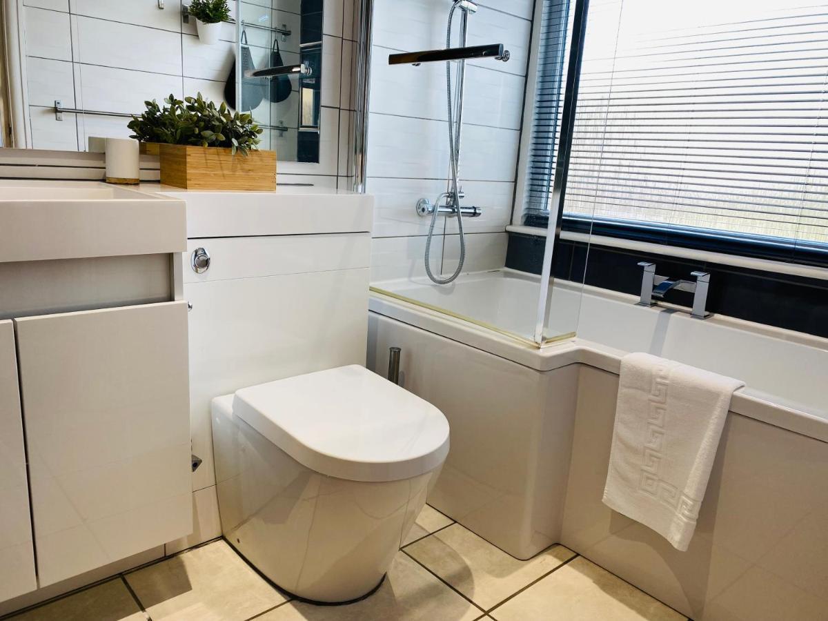 Mayors House Ideal For Groups & Business Villa Питерборо Екстериор снимка
